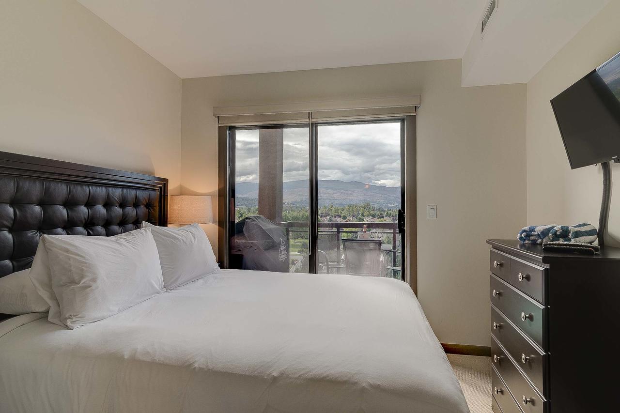 Playa Del Sol Resort - Vacation Rentals Kelowna Exterior photo