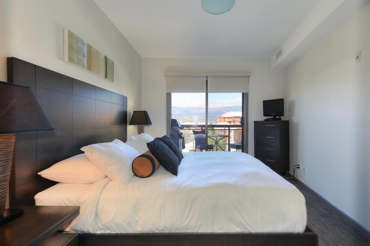 Playa Del Sol Resort - Vacation Rentals Kelowna Exterior photo