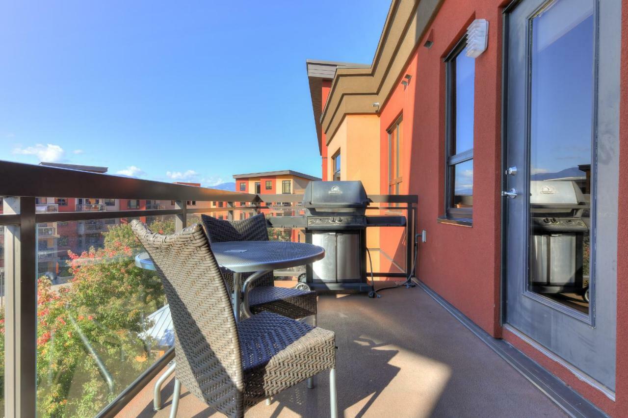Playa Del Sol Resort - Vacation Rentals Kelowna Exterior photo