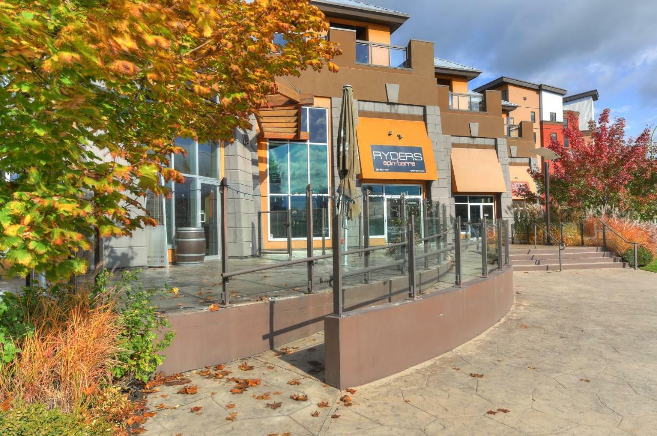 Playa Del Sol Resort - Vacation Rentals Kelowna Exterior photo