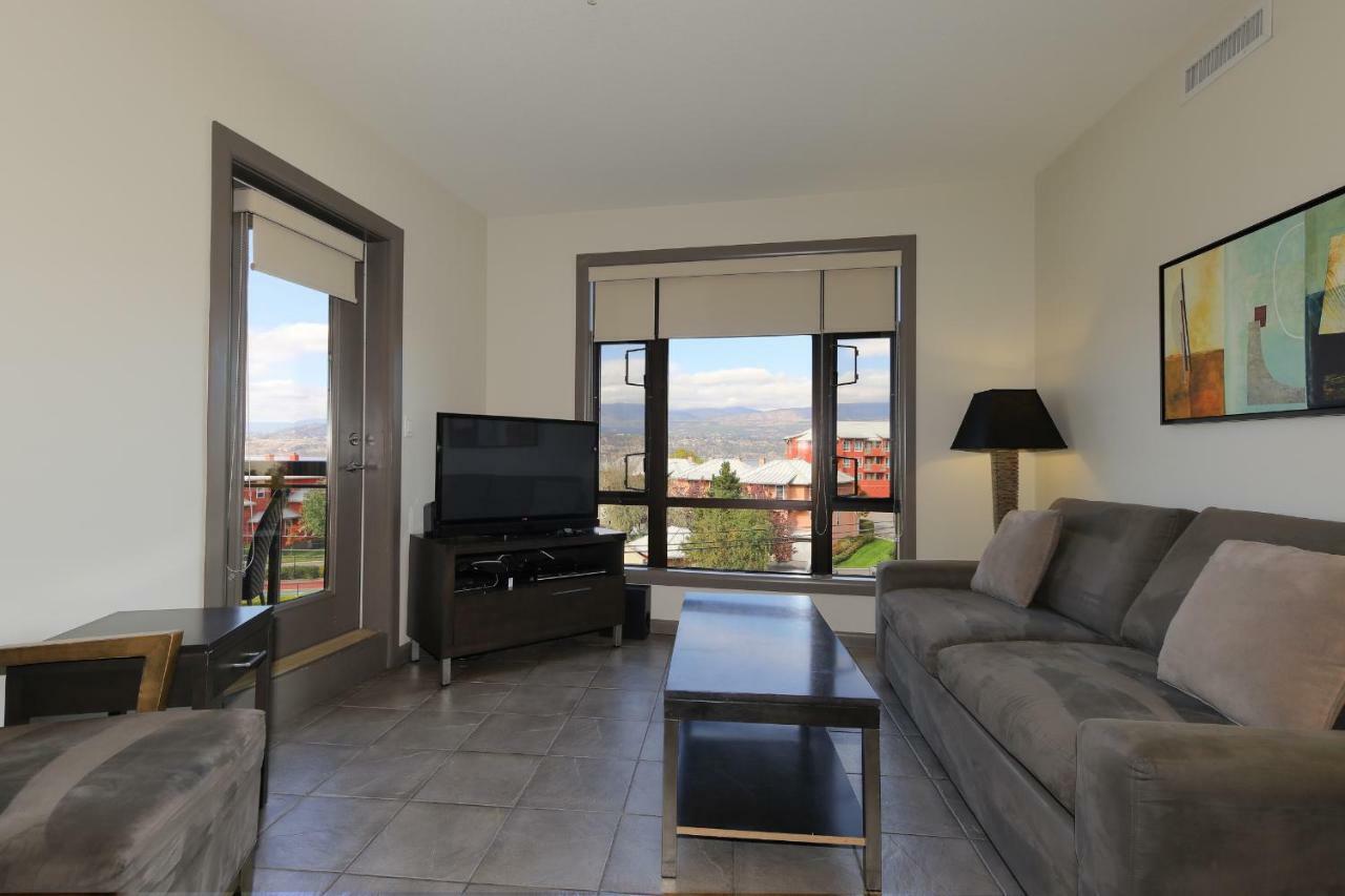 Playa Del Sol Resort - Vacation Rentals Kelowna Exterior photo
